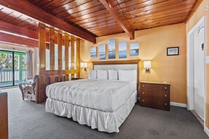 Interior - Oceanfront Inn Suite #6- King Bed (Fort Pierce)