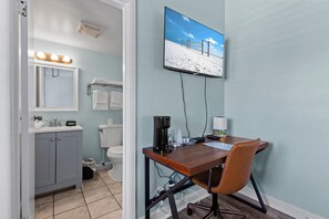 Interior - Oceanfront Inn Room #15- Inlet View- King Bed (Fort Pierce)