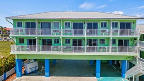 Interior - Oceanfront Inn Room #22- Ocean View Balcony, 2 Full Beds (Fort Pierce)