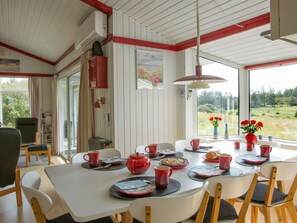 Dining - "Eeske" - 1km from the sea by Interhome (Hjørring)
