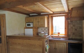 Fridge, microwave, oven, dishwasher - Ground floor, terrace, ski locker, 70m², Les Gets (Les Gets)