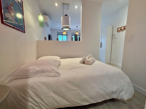 CASA BLUM #2 - Studio climatisé, à 2 pas de la gare