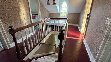 4 soverom, wi-fi og sengetøy