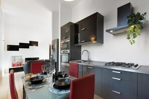 Private kitchen - Homeli Family - Via Tirso A_with parking space near Fondazione Prada Milan (Milano)