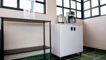 Comfort Double Room, Patio, City View | Interior