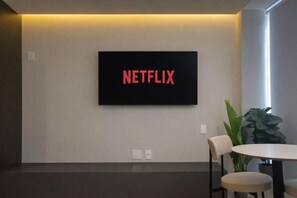 Superior-Studio, Stadtblick | Speisen