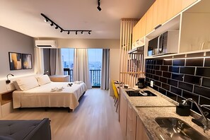 Apartment | Desk, laptop workspace, free WiFi - Bourbon Loft (São Paulo)