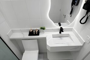 Basic Apartment | Bathroom - Bourbon Loft (São Paulo)