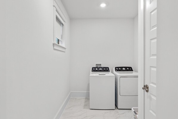 House, Multiple Beds (Peyton's Place) | Interior - Peyton's Place (Santa Rosa Beach)