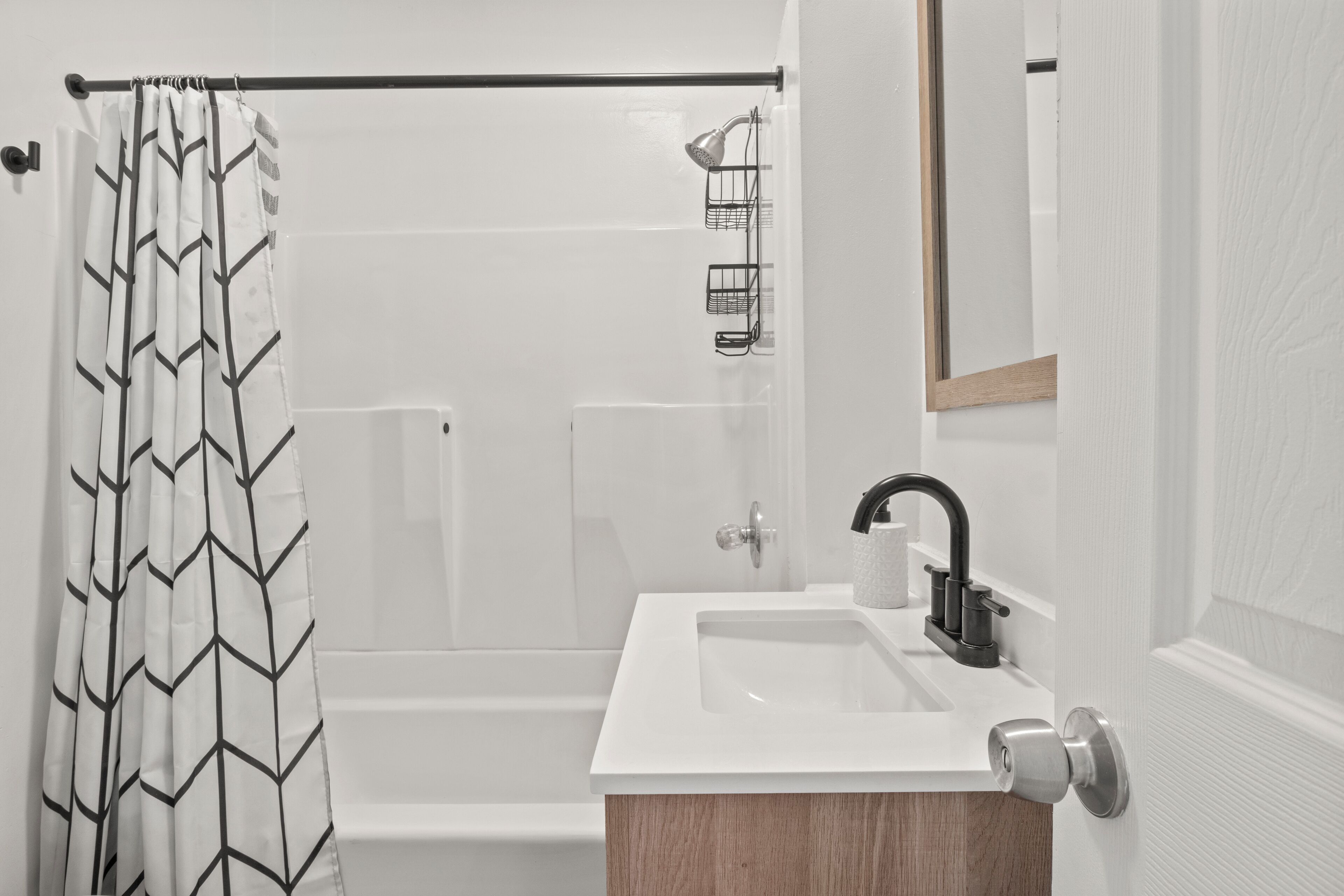 Hårtørrer, håndklæder, Sæbe, Toiletpapir