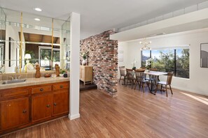 Interior - Elegant City View | Quick Drive to LA | Hot Tub (La Crescenta-Montrose)