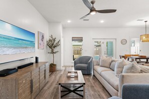 House, Pool View | Living area - Beach House - Sunny Sands  (Panama City Beach)