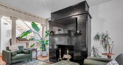 1896 Victorian Mansion - Steps from Forsyth