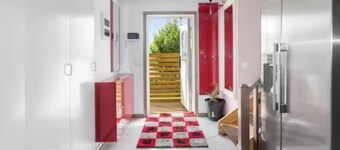 حورية البحر
5 دقائق الى سنتر السنتر فيلا هادئة وجميلة