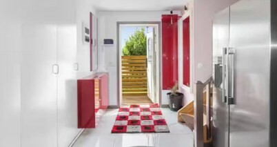 حورية البحر
5 دقائق الى سنتر السنتر فيلا هادئة وجميلة