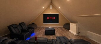 Lovely Double Level Upper Apartment W Projector