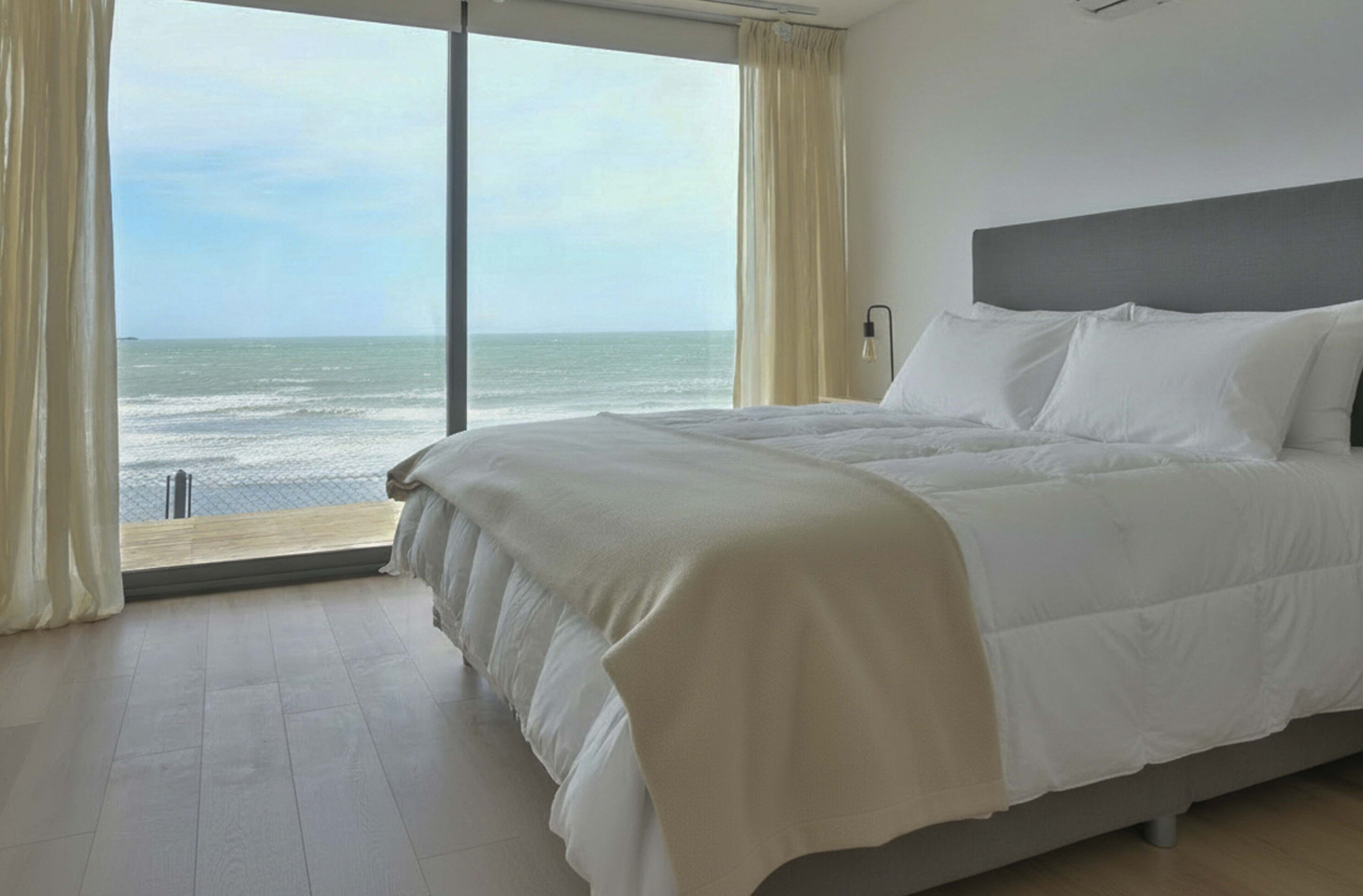 Laptop workspace, free WiFi