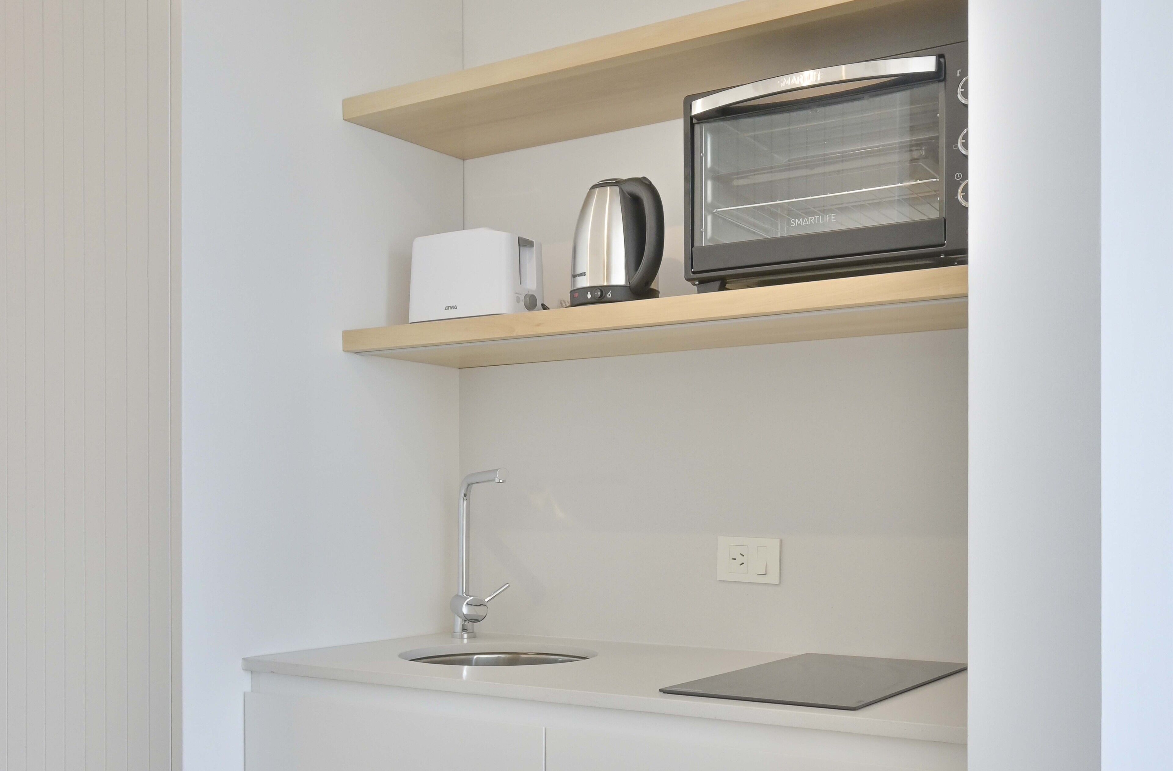 Superior Suite, Sea View | Private kitchen | Full-size fridge, oven, stovetop, cookware/dishes/utensils