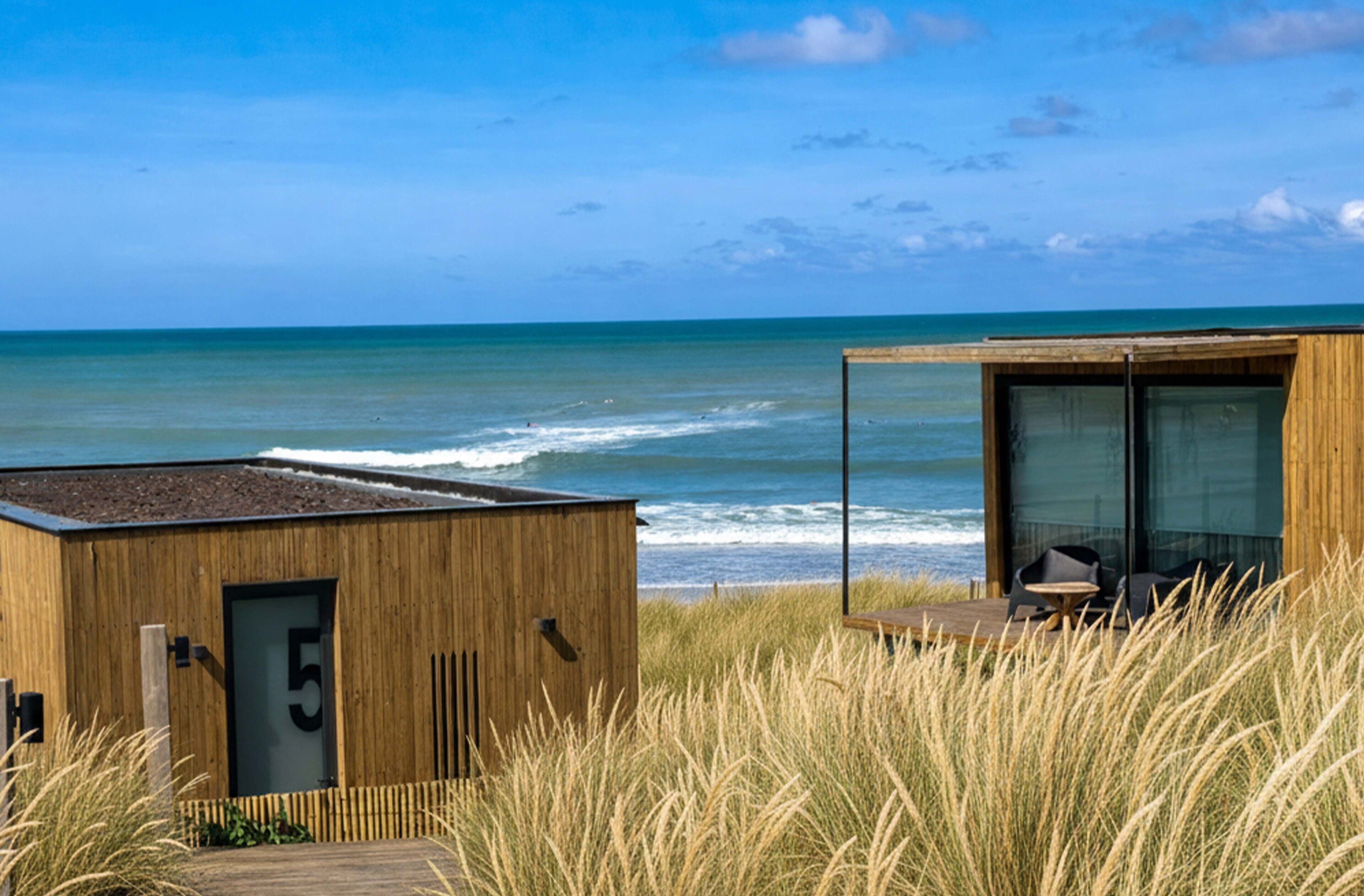 Suite Deluxe, vistas al mar | Jardines del alojamiento