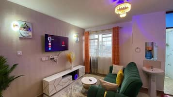 Apartment, Balkon, Stadtblick | Wohnbereich