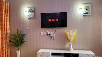 Apartment, Balkon, Stadtblick | Innenbereich