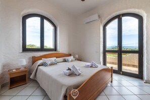 4 habitaciones y cuna de viaje 