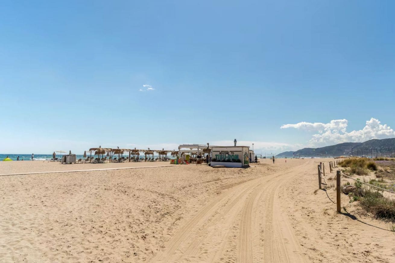 Strand