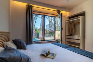 Bügeleisen/Bügelbrett, Reisekinderbett