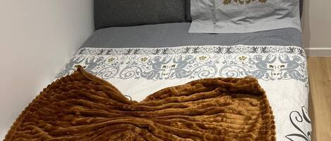 1 dormitorio, Internet, ropa de cama