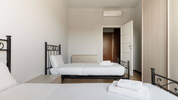 3 slaapkamers, een strijkplank/strijkijzer