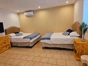 3 bedrooms, bed sheets