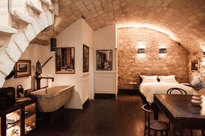 Bügeleisen/Bügelbrett, WLAN, Bettwäsche