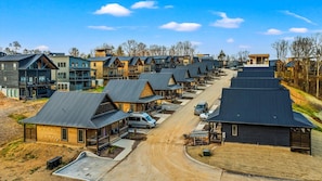 Exterior - New Cabin-1 Mi to PKWY-5 mi to Dolly-Pets (Pigeon Forge)