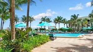 Unclassified image, 3 of 31, button - Luxurious Modern Condo 1 Bedroom w/ Beach Access (Hollywood)