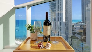 Unclassified image, 4 of 31, button - Luxurious Modern Condo 1 Bedroom w/ Beach Access (Hollywood)