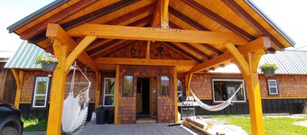 Cozy home in the heart of historic Hazelton