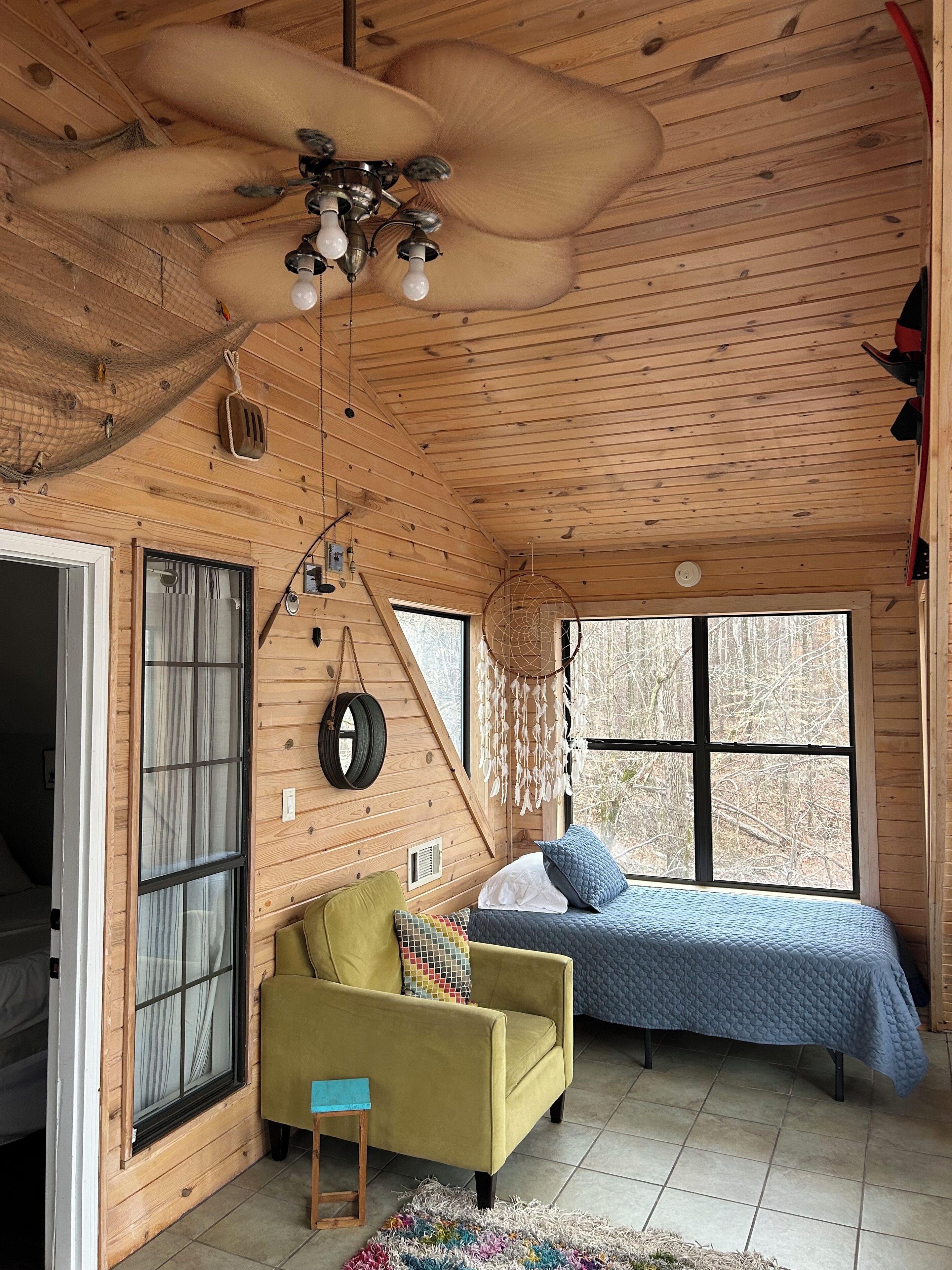 4 chambres, fer et planche à repasser, Wi-Fi, draps fournis