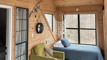 4 chambres, fer et planche à repasser, Wi-Fi, draps fournis