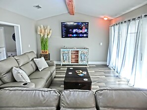 TV, video games, table football, books - Dolphins Cove | Direct Gulf Access, Heated Pool, Tiki Hut (Hernando Beach)