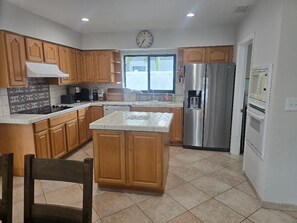 Microwave, stovetop, dishwasher