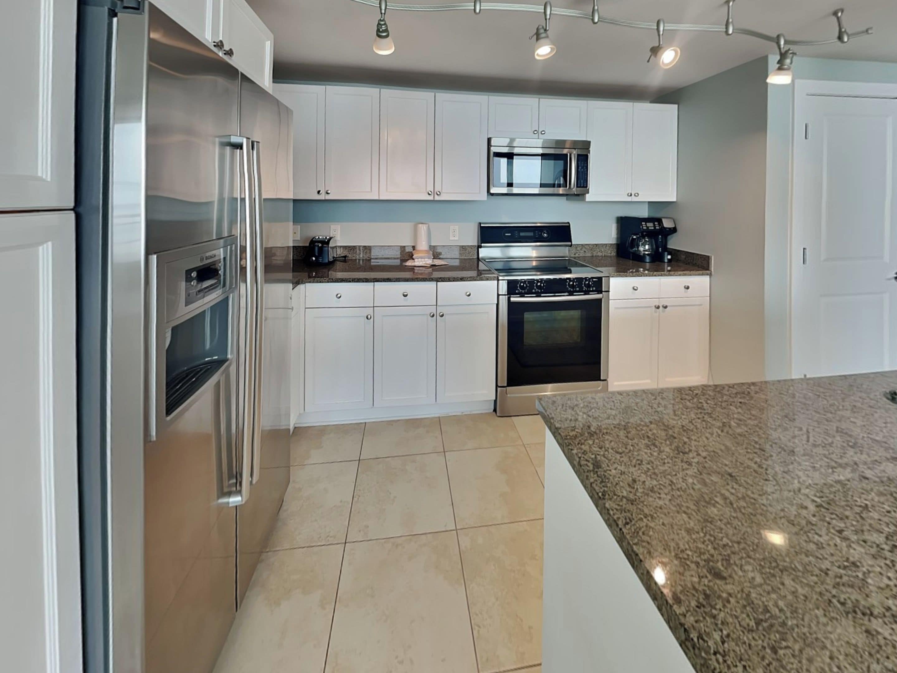 Condo (2 Bedrooms) | Property amenity