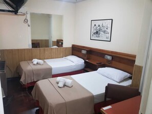 Chambre avec lits jumeaux | Wi-Fi gratuit