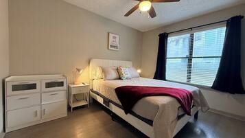 2 Schlafzimmer, Bügeleisen/Bügelbrett, WLAN, Bettwäsche
