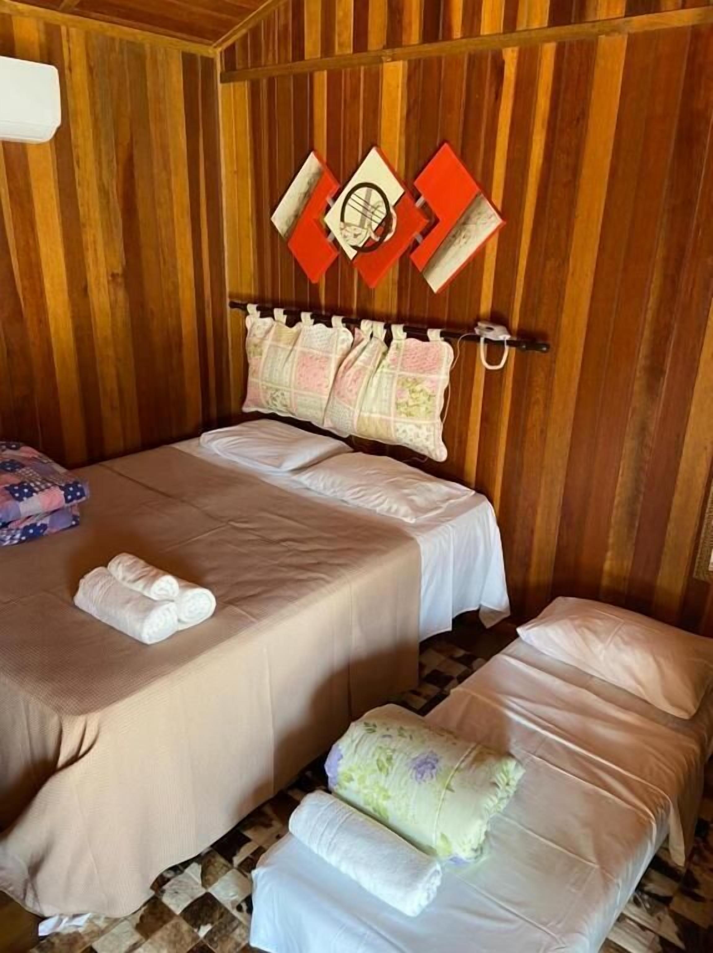 Chalet clásico, vistas al patio | Wifi gratis