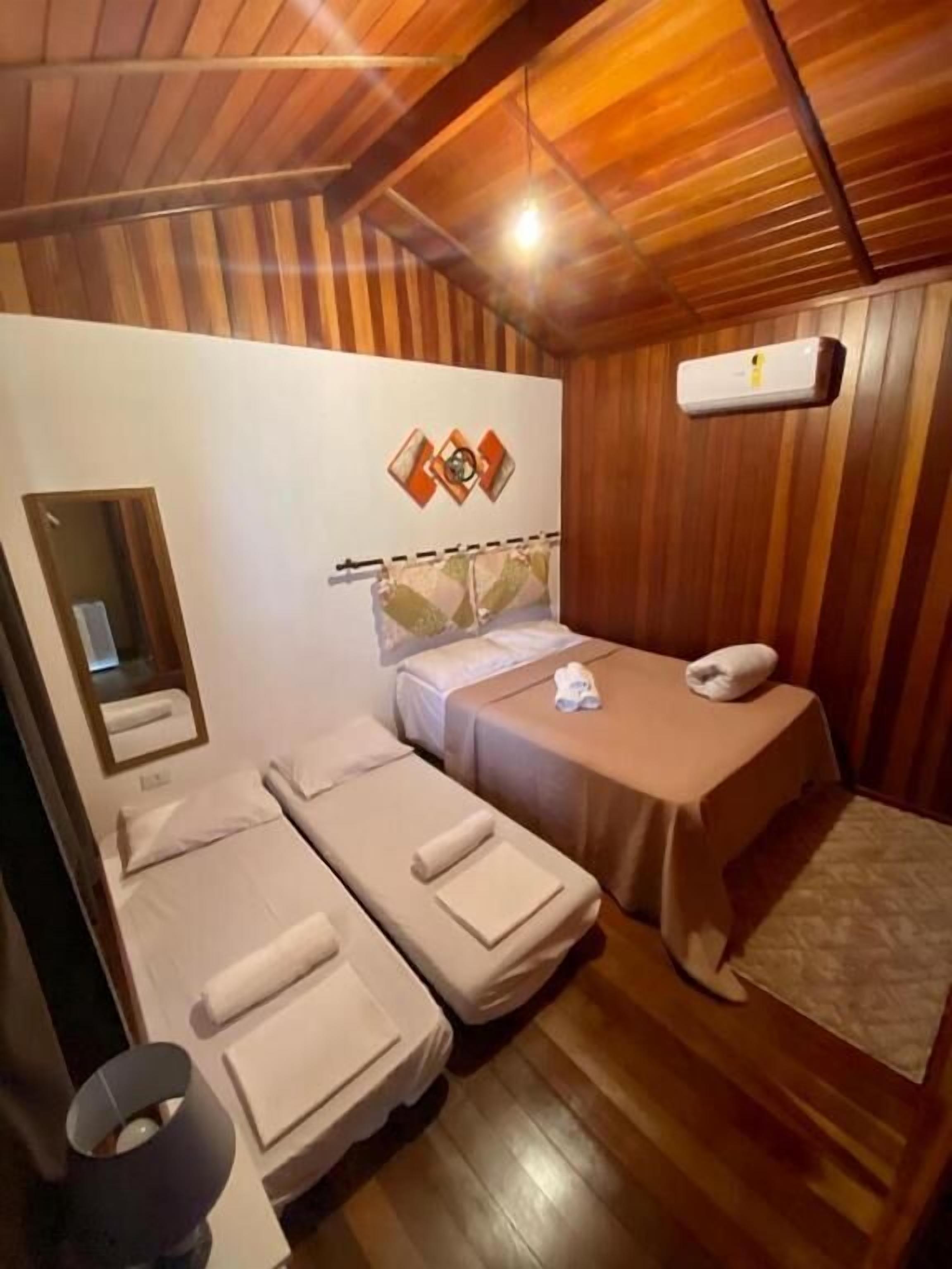 Chalet básico, vistas al patio | Wifi gratis