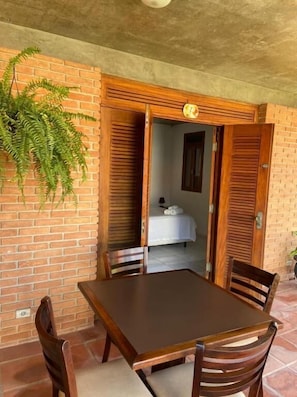 Basic Chalet, Patio | Outdoor dining