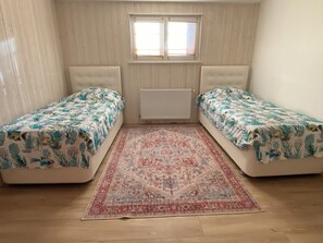 2 makuuhuonetta, Wi-Fi, vuodevaatteet