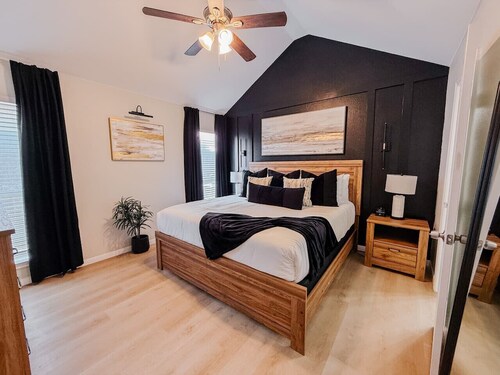 3-Bd Home | Mins to Dwntwn DTX | 8 Guests | Garage