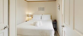 Ms Saras Hideaway - Great hideaway for couples!