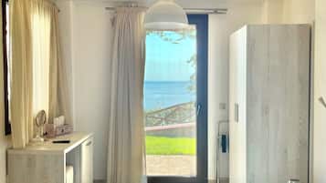 Villa, Sea View | In-room safe, soundproofing, iron/ironing board, free wired internet